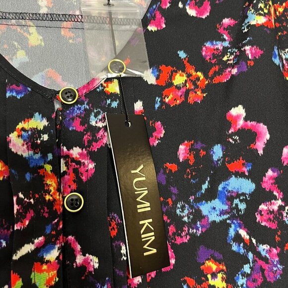 Yumi Kim Lizzie Button Up Front Floral Blouse Size XS‎ NWT - Picture 6 of 11